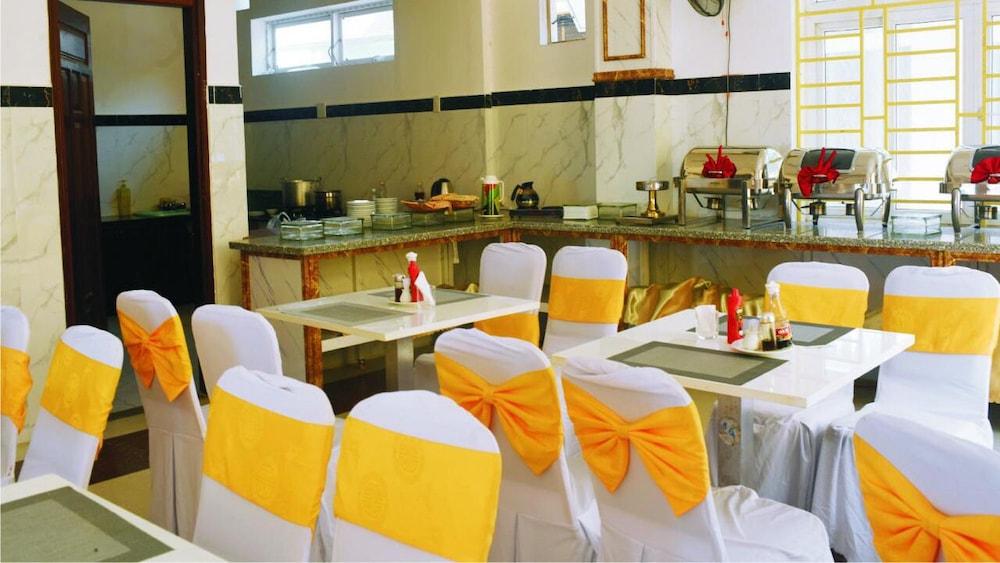 Hong Phuc Hotel Quy Nhon Exteriör bild