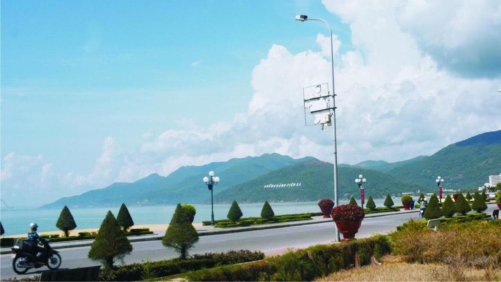 Hong Phuc Hotel Quy Nhon Exteriör bild