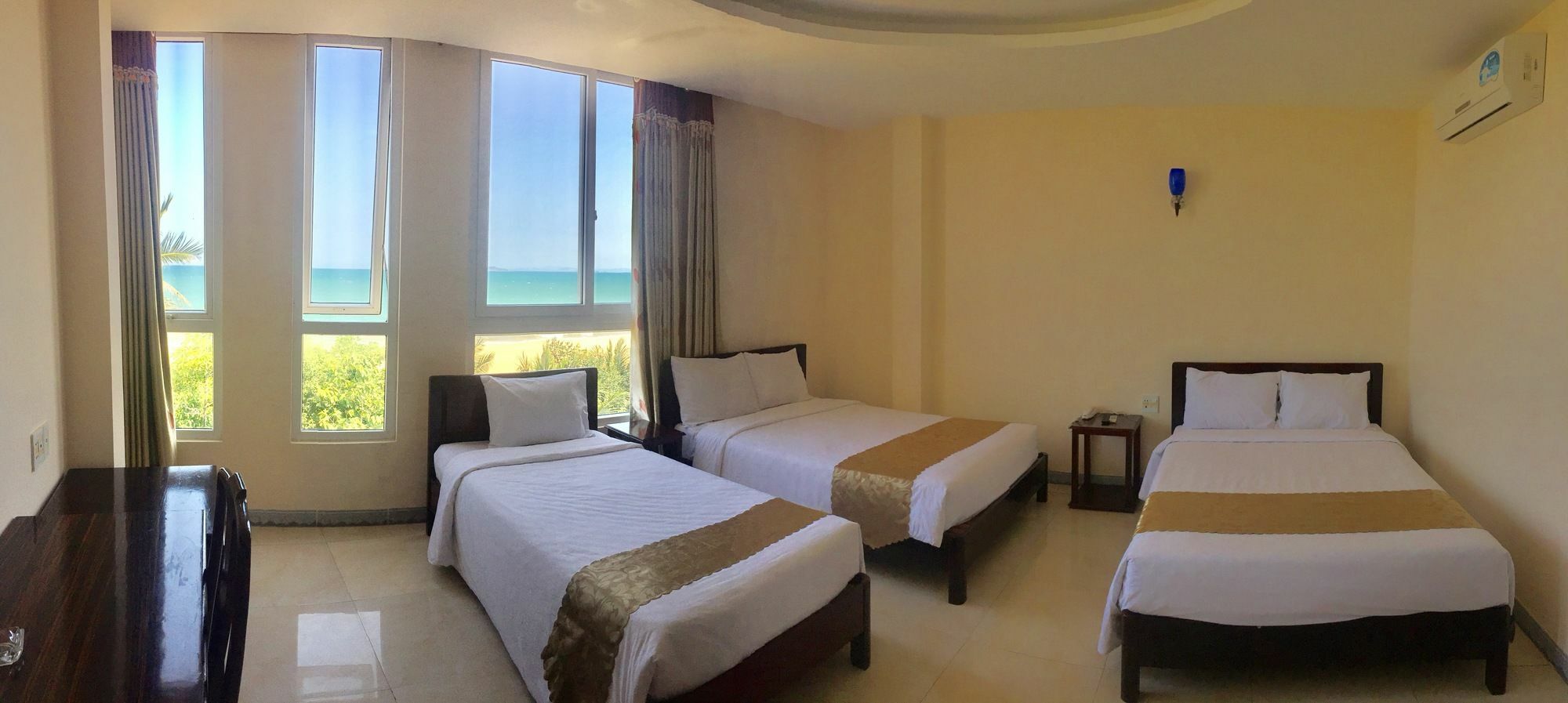 Hong Phuc Hotel Quy Nhon Exteriör bild